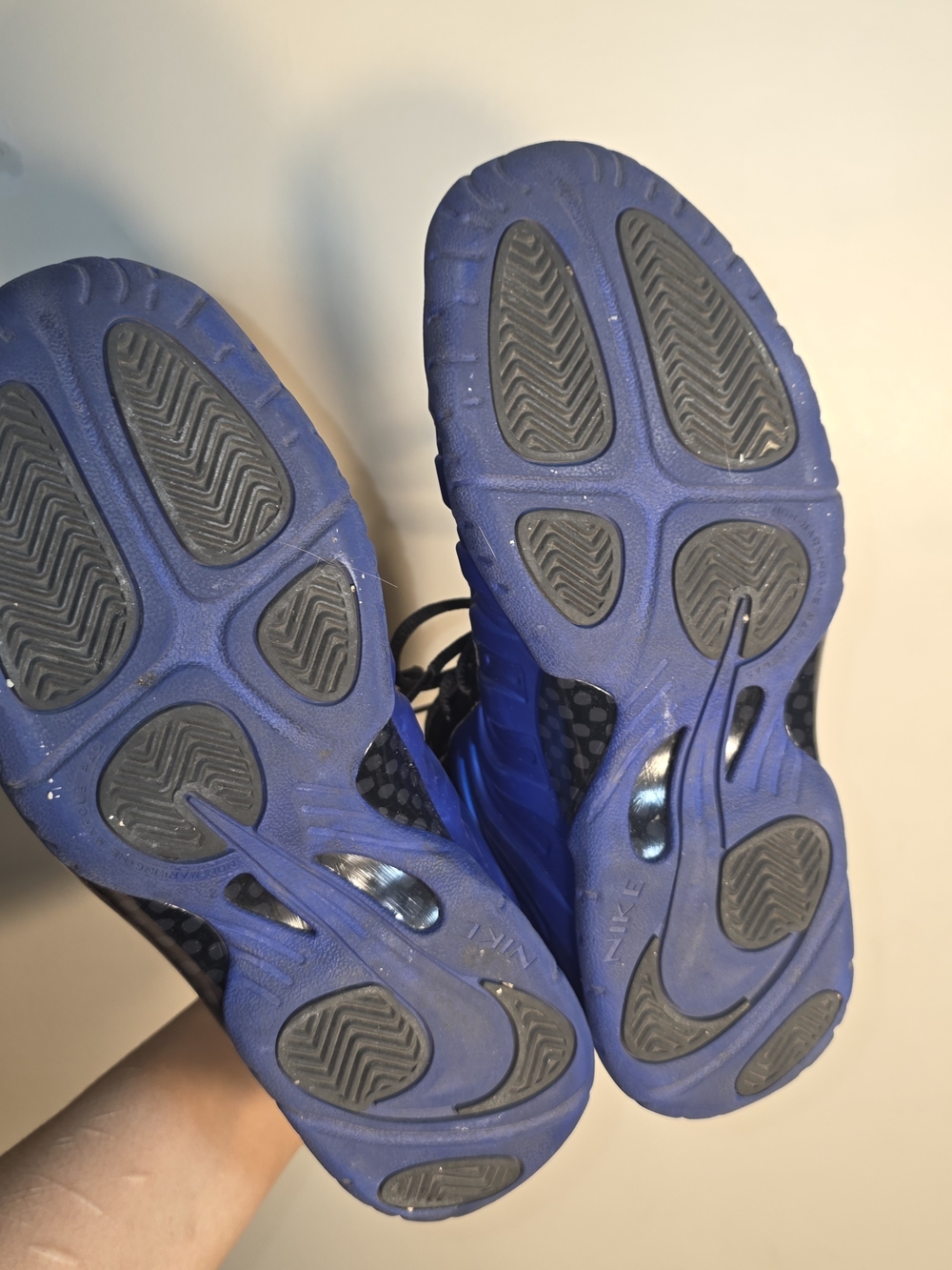 ☆Nike Foamposite Pro Blue and Black Basketball Shoes☆ - Picture 3 of 6